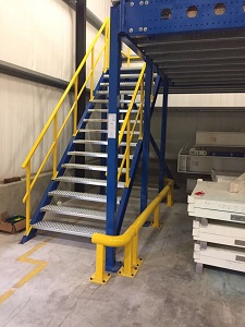 Stairs & Handrails (17)